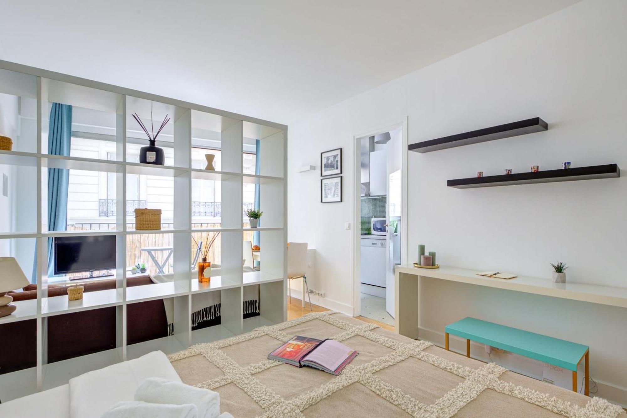 St Germain & Le Bon Marche With Balcony - Cityapartmentstay Paris Luaran gambar