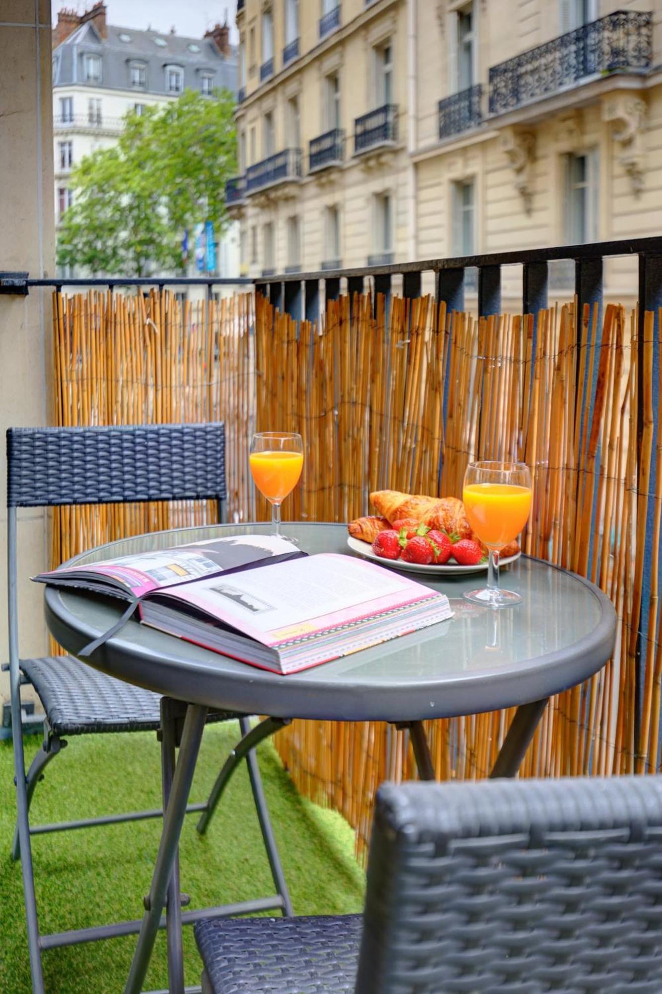 St Germain & Le Bon Marche With Balcony - Cityapartmentstay Paris Luaran gambar