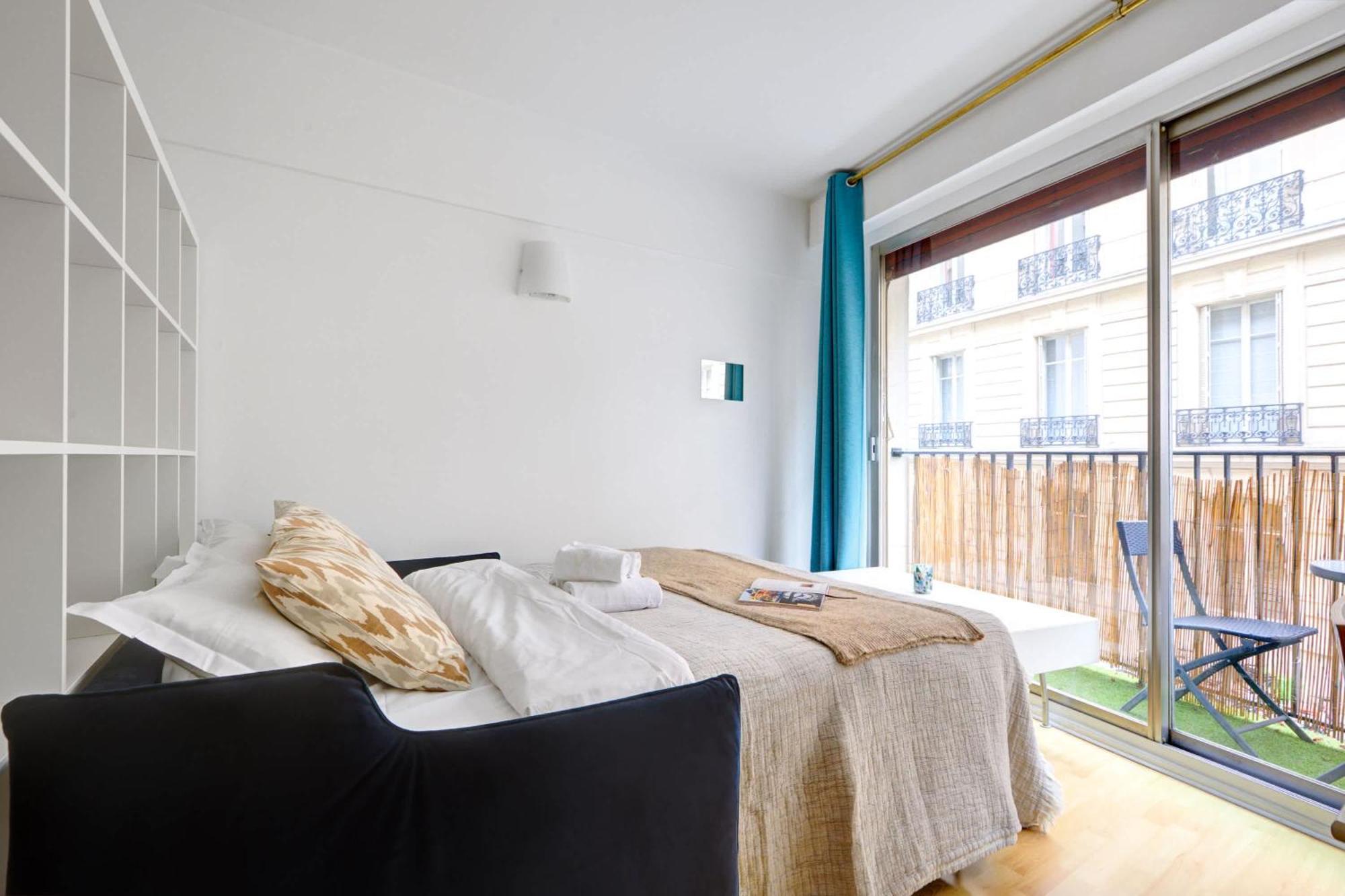 St Germain & Le Bon Marche With Balcony - Cityapartmentstay Paris Luaran gambar